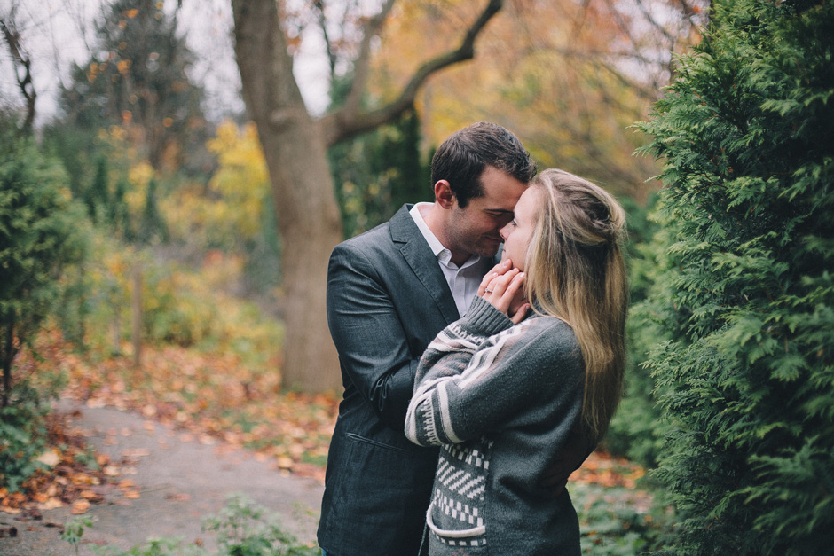 Toronto Engagement Photographer – Edwards Gardens : Laura + Jeremy ...